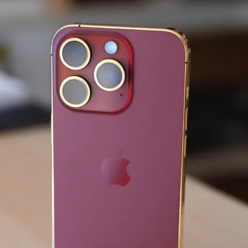 iPhone 15 Pro Max - Chapado en oro de 24 quilates - Edición granate